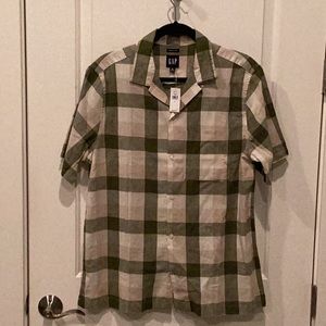 Gap Short Sleeve Camp Shirt